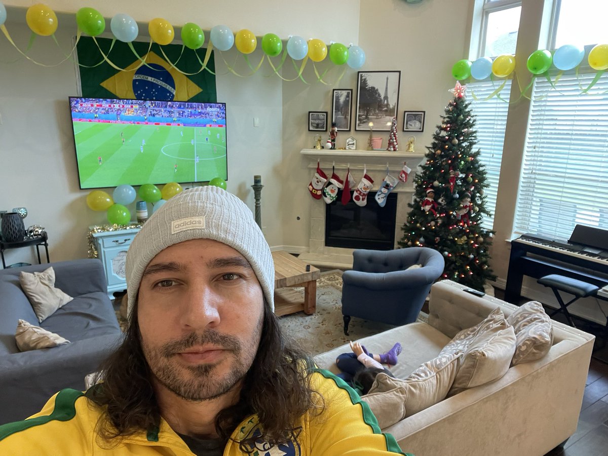 arlindonatal's tweet photo. Unlike most Brazilians we are not crazy about football at all!
Ao contrário da maioria dos Brasileiros nós não somos loucos por futebol de maneira nenhuma! https://t.co/s773Mfo8IY