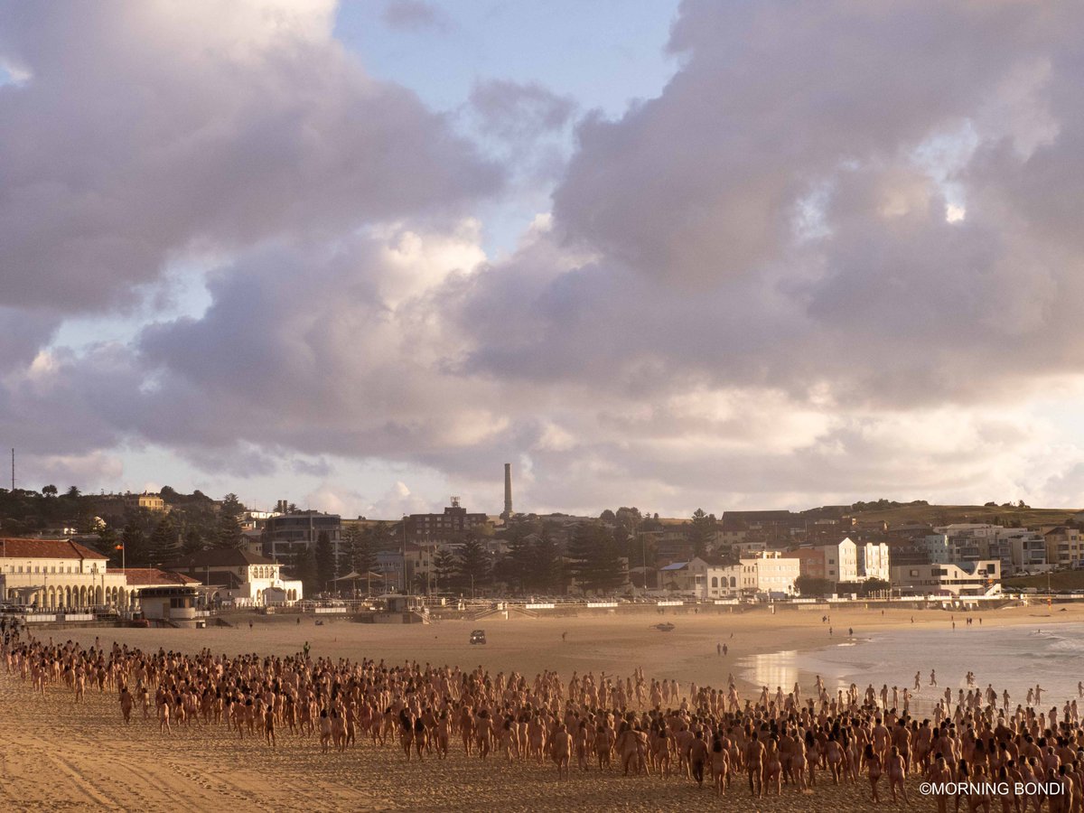 MorningBondi's tweet photo. 'Strip off for skin cancer' is up on the blog. https://t.co/fkBtHijsfs This morning was looking pretty grey and uninspiring so no photos but because I don’t want to let you down, here are some of the photos from Saturday morning special installation. #stripoffforskincancer #bondi https://t.co/Pv9Zd32rB1