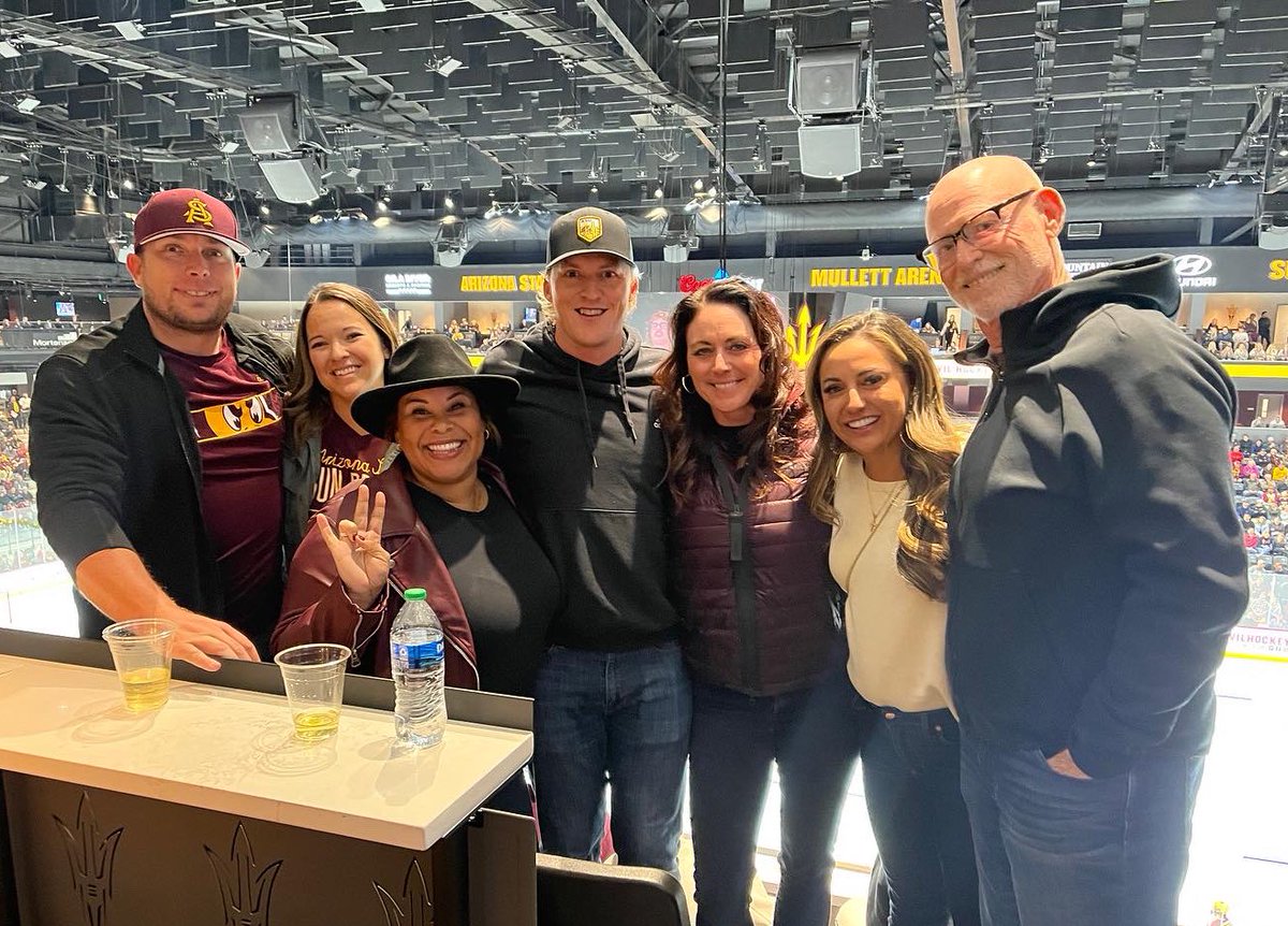 Megan C Bartlett tweet media