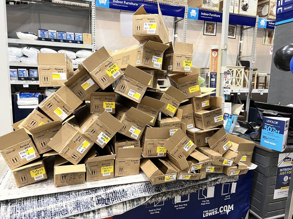 bgatlowes's tweet photo. Thank you to our absolutely amazing Decor CSA Brian Wallace for packing down a TON of blinds today to fill our shelves for customers!!!⭐️⭐️🤩⭐️⭐️🤩⭐️⭐️ @meronH1290 @EstebanLJuan @BrookeChallaa @T_Pregent @RoshanayT @Rajan1870 https://t.co/l87LcrHinB