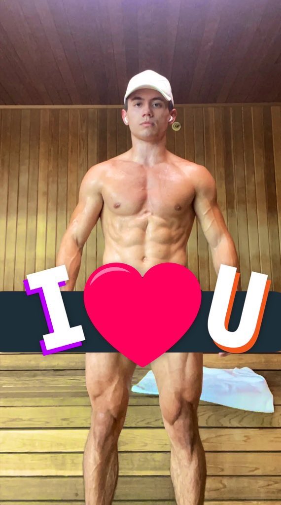 GerryB8man's tweet photo. Sent babe the uncensored version. Gyms been paying off. Told him this is ALL his 😏 https://t.co/YtZa8Vn3g0