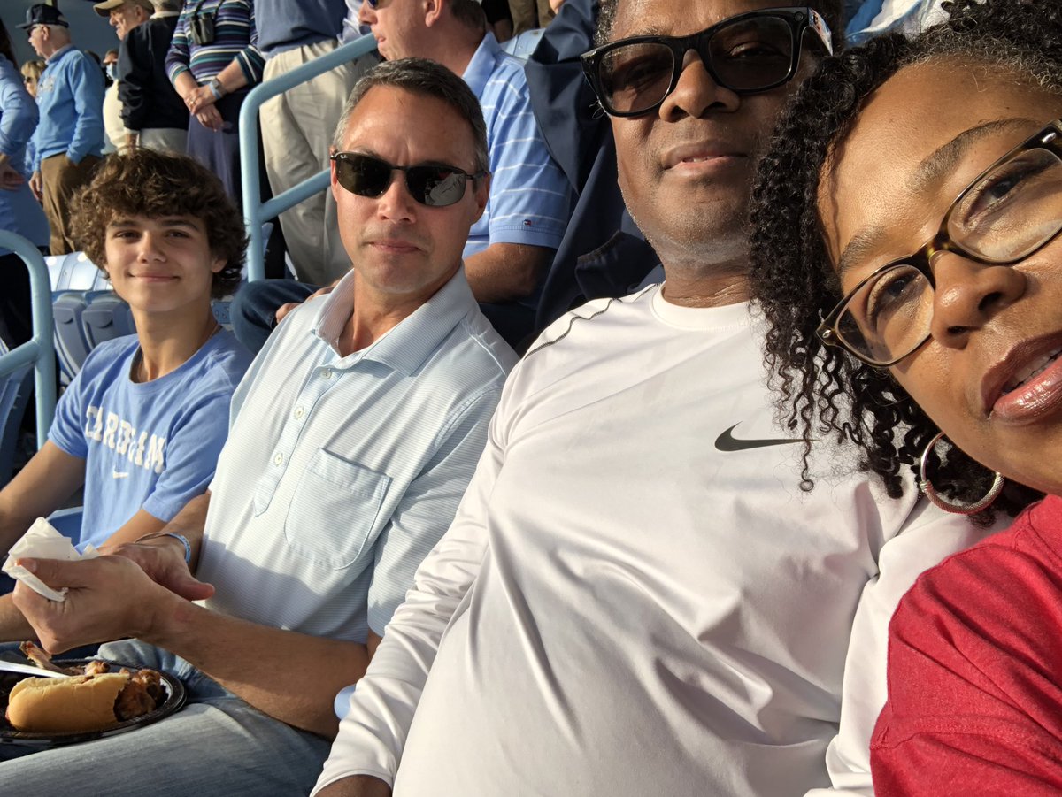 EverettIndira's tweet photo. Hanging w. a longtime friend &amp; colleague @RDoreauk at this weekend rivalry game was a treat! In a sea of blue, I proudly represented! 2 overtimes reminded that sometimes u just have to keep going even when u stand alone - it’s not over until it’s over- keep going - keep winning! https://t.co/ulxDzBICZy