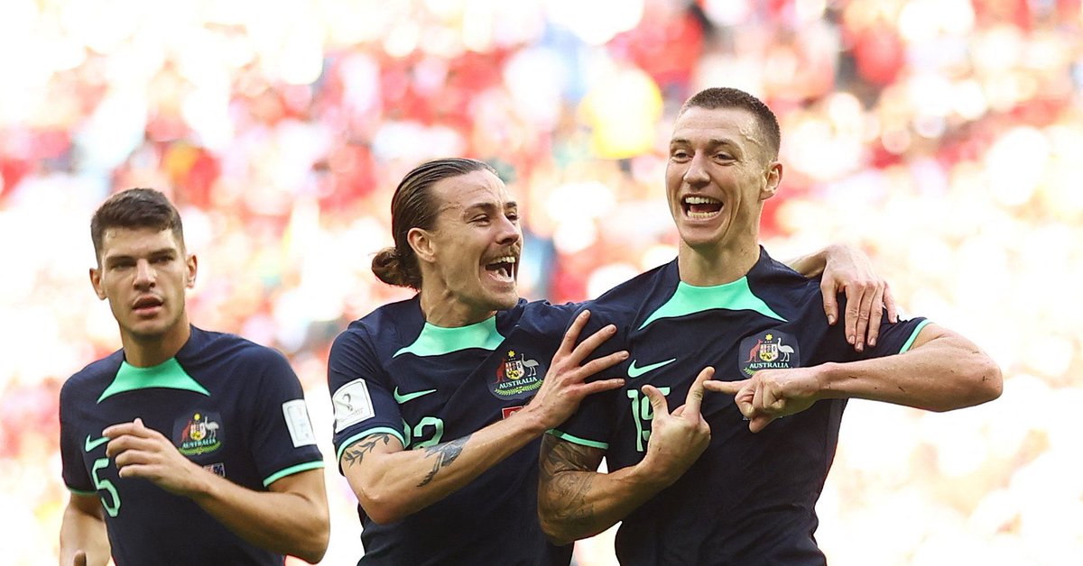 SENWABreakfast's tweet image. NOW | 

@bootsa22 joins Hamish Brayshaw and @TimGossage to talk all things #FIFAWorldCup! 

Listen LIVE on @SEN_track 657am, @SENSpirit621 or on @SENWestAus via the @1116sen app.