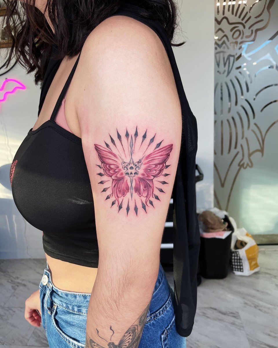 Aye go get yatted by me