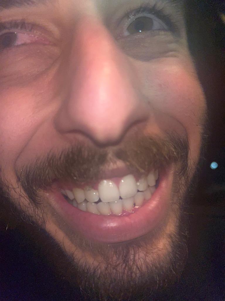 TaiShimony's tweet photo. לא אבין לעולם את הגברים האלה שלא גוזרים את השפם https://t.co/xbKduWH7TF