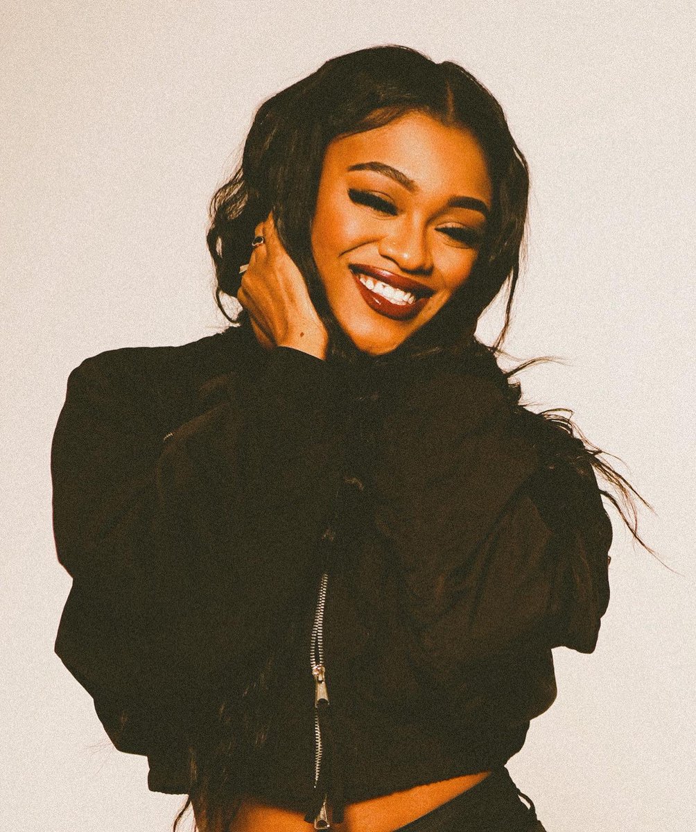 MochaBands's tweet photo. “The Mocha Era”🤎🖤🤎 https://t.co/a0I1z0R168