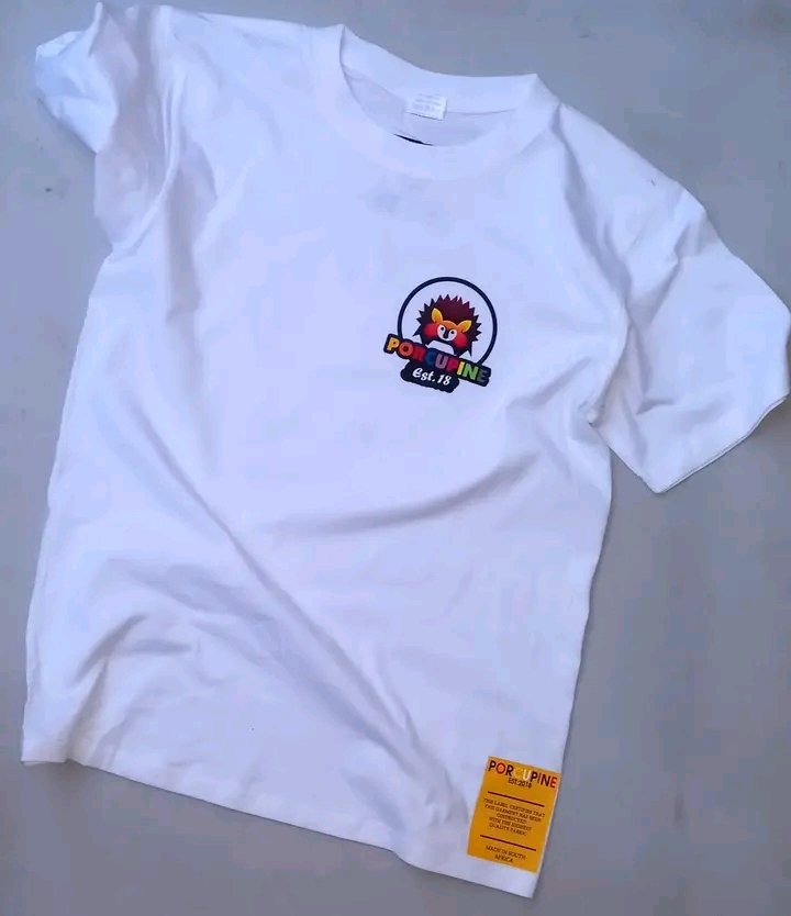 BrandPorcupine's tweet photo. Porcupine_Clothing_Brand🦔
#NowAvailable
#PlaceYourOrderNow
#AbsaSummerOfICan
#doggy
Betway
Miss Shozi
Soweto
Sjava https://t.co/s0OGS6wGNn