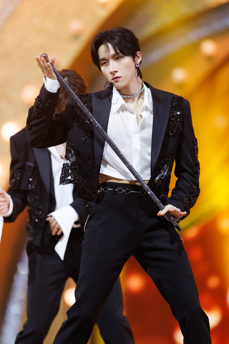 stacha5678's tweet photo. Changkyun just drives me crazy 🤪 
#MONSTA_X #MONSTAXxMMA2022 #MonstaXMMA #CHANGKYUN #MONBEBE 
@MidnightKayt @kwiatuszeqmbb @onlyoukihyun @Lill_Whale https://t.co/6up9BqY1rY