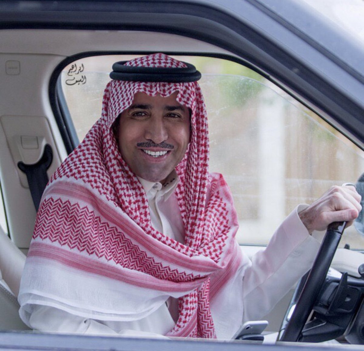 420_roba's tweet photo. الله يديم الصديق الي ما تغيره الايام #فايز_المالكي ❤️ https://t.co/pxf2Oz10MQ