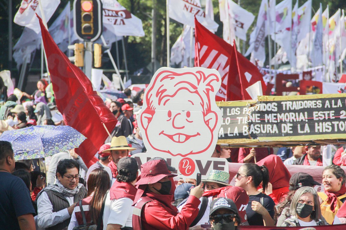 OSCARMARIOFALC2's tweet photo. La gran marcha del pueblo https://t.co/iivWqCz1Uh