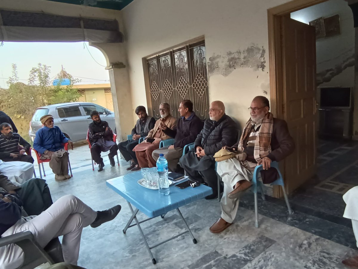 DHA2Khidmat's tweet photo. #JeetKaaNishanTarazoo.  
Alhamdulillah DHA 2 Khidmat Group held a meeting in Humak Town where we had a meeting with voters and supporters.
We would like to thank all the friends, supporters, and voters of our group for showing us their continuous support. https://t.co/lk28etuomI