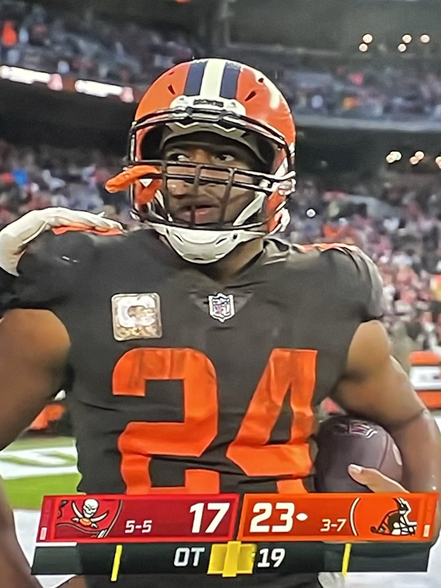 Kwen_C's tweet photo. this is Nick Chubb’s reaction seconds after scoring a walk off TD in overtime 😂 https://t.co/jj1yMejPOF