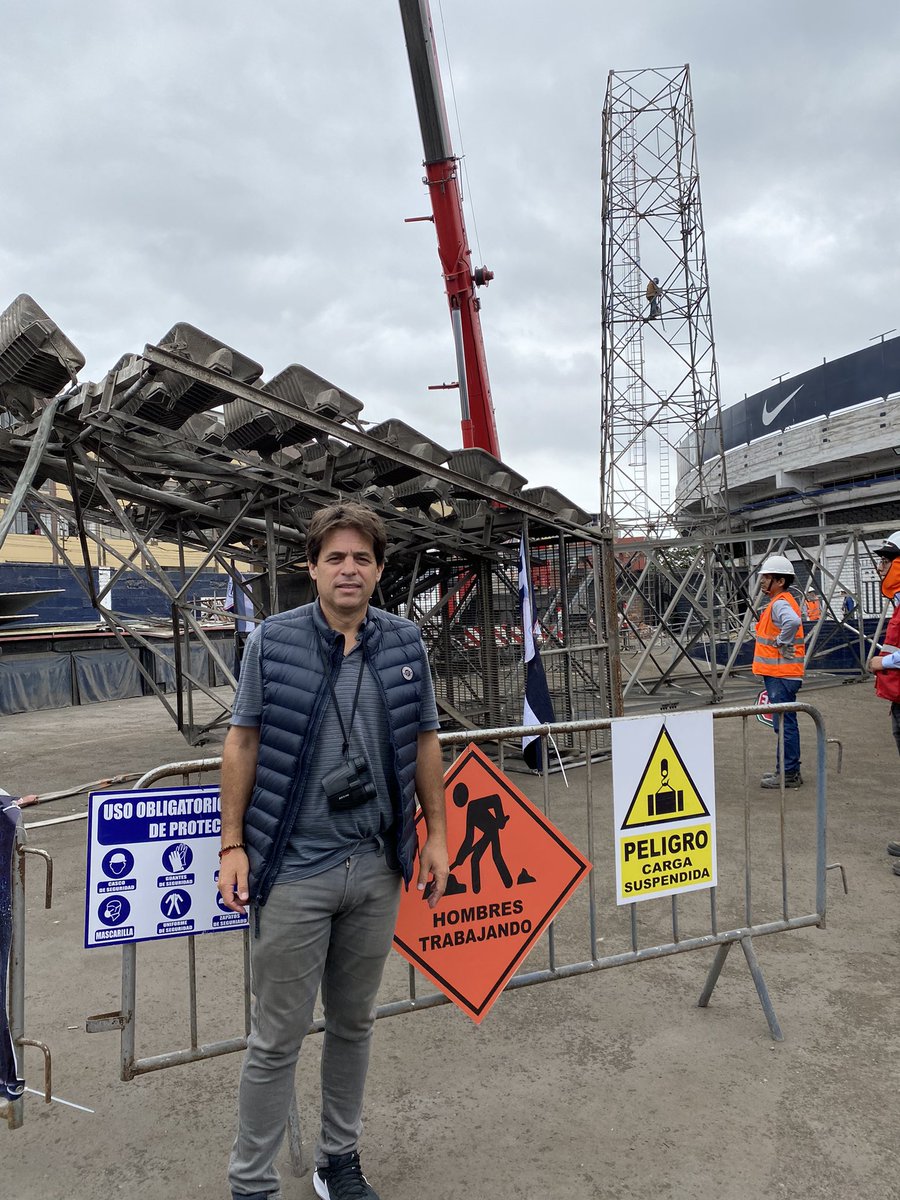 YzagaJ's tweet photo. Top Sport culminó hoy con el  desmontaje de una  torre de sur, https://t.co/C2239BQix3