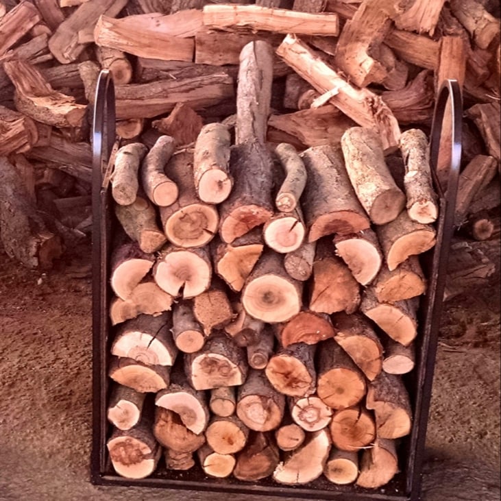 Almond firewood
#firewood 
#almondfirewood