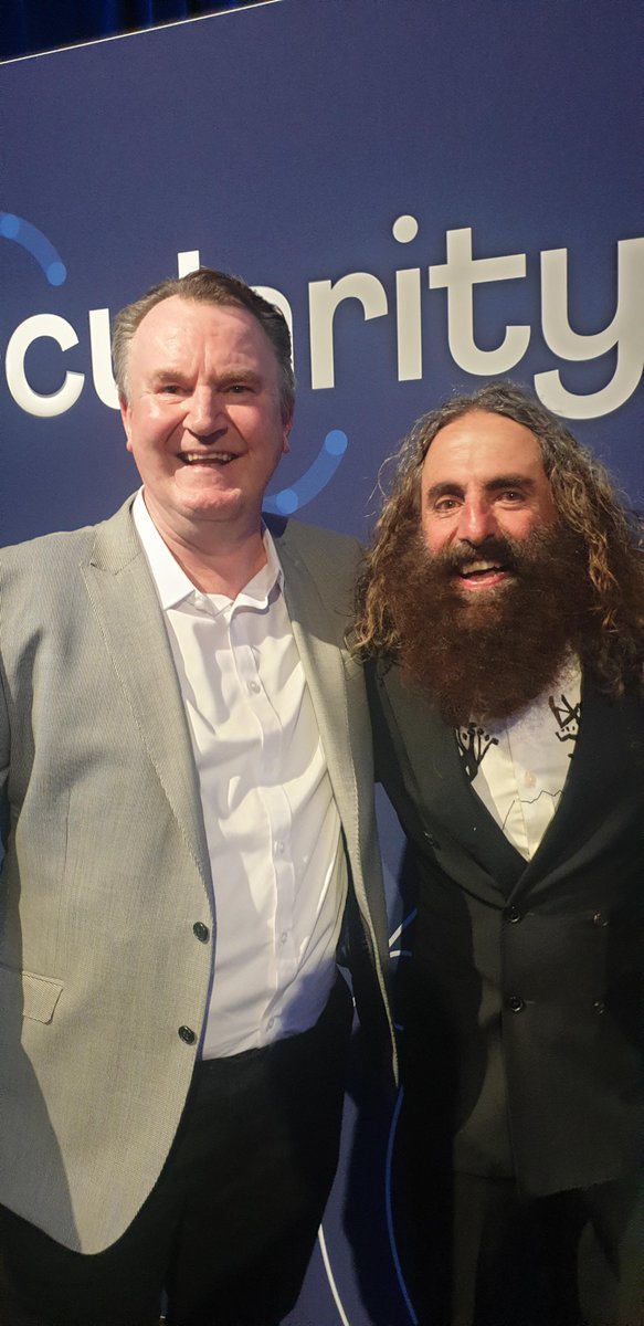 GlobalGreenTag's tweet image. A special night at the ACE Hub Awards at #circularity2022 hosted by Planet Ark Environmental Foundation. Global GreenTag&apos;s CEO &amp;amp; Program Director David Baggs was celebrating with Close the Loop who won the Circular Leader Award. Congrats to Close the Loop and Steve Morris!