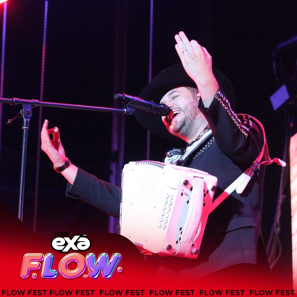 ExaFM's tweet photo. ¿Qué tal te ofreció el show de Eden Muñoz en el #FlowFestEnExa? A nosotros nos encantó 🤓😍 https://t.co/7HgHmCddHa