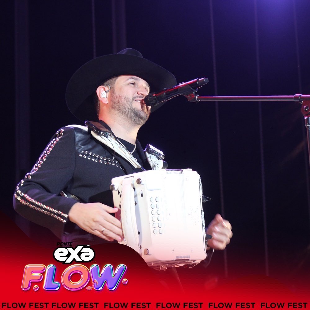 ExaFM's tweet photo. ¿Qué tal te ofreció el show de Eden Muñoz en el #FlowFestEnExa? A nosotros nos encantó 🤓😍 https://t.co/7HgHmCddHa