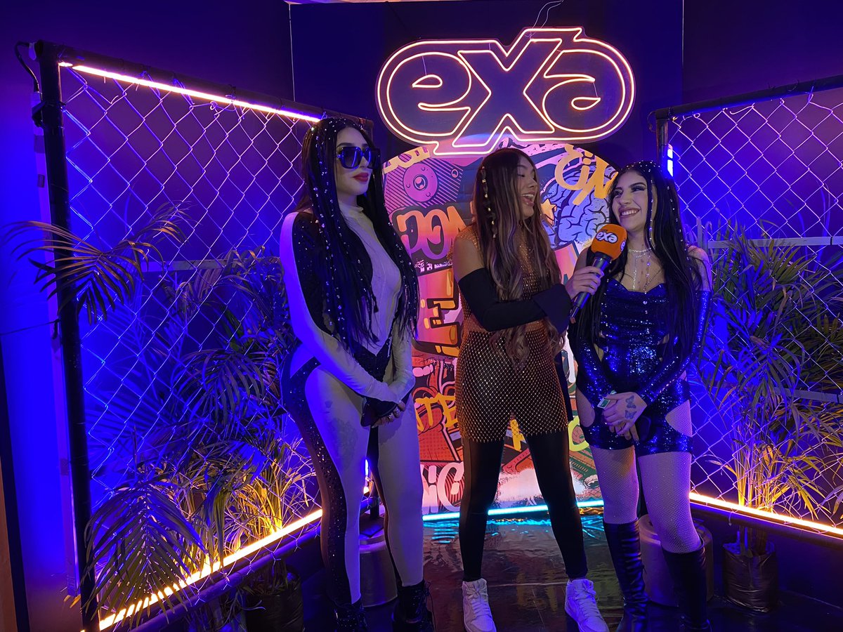 ExaFM's tweet photo. ¡Mantente a el pendiente de las redes sociales de EXA FM 🧡! Para que no te pierdas la entrevista con #Bellakath y #DJFoxy 🔥 #FlowFestEnExa 🔥 https://t.co/HDseYb7VPO