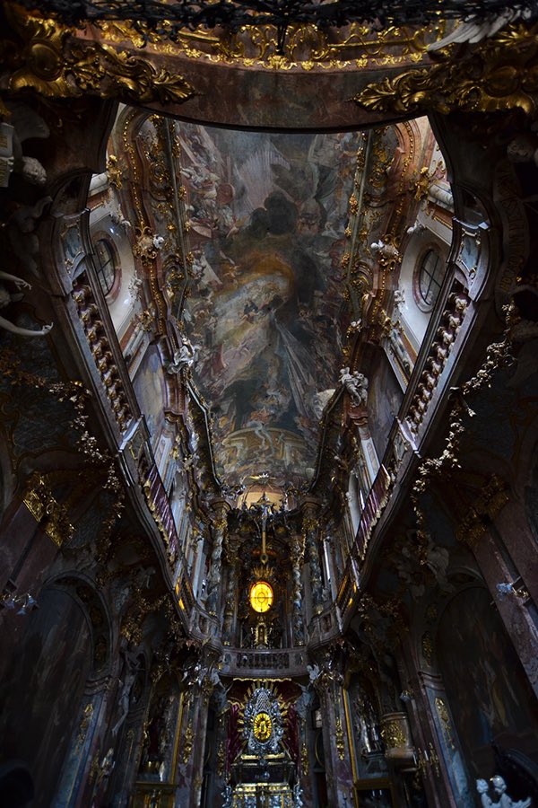 spaghettiobaby's tweet photo. thinking about asamkirche https://t.co/CJJ8scXWFR