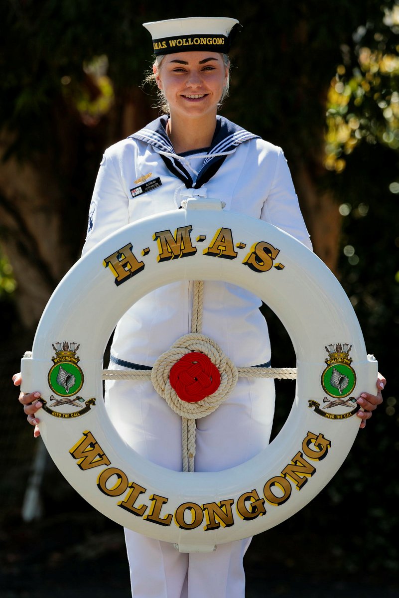 Royal Australian Navy tweet media