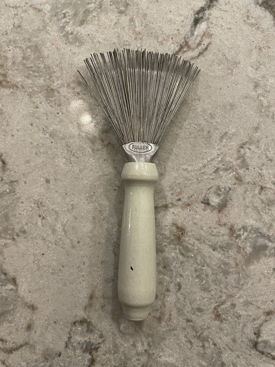 NeilGroat10's tweet photo. ⁦@FullerBrush1906⁩, can you help us figure out what this may have been for?  Roughly 5”-6” long. https://t.co/vet9TqhX7W