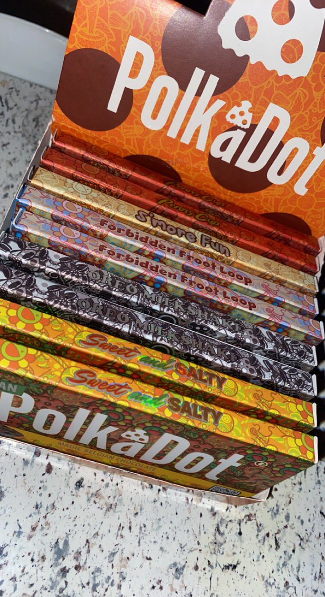 Ez_Steezy's tweet photo. 👽🍄🍫 https://t.co/HmMiYBl9LZ