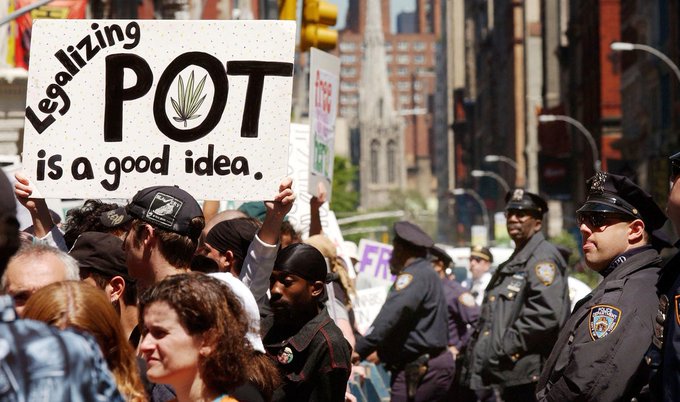 First Cannabis Retail licenses announced in NYC. Let us know your thoughts? #cannabis #cannabiscommunity #weed #marijuana #thc #CBD #cannabisculture <a href="/cbt_bot/">CBT役に立つかもしれない情報bot</a> <a href="/TheWeedSpot_/">WeedBOT</a>