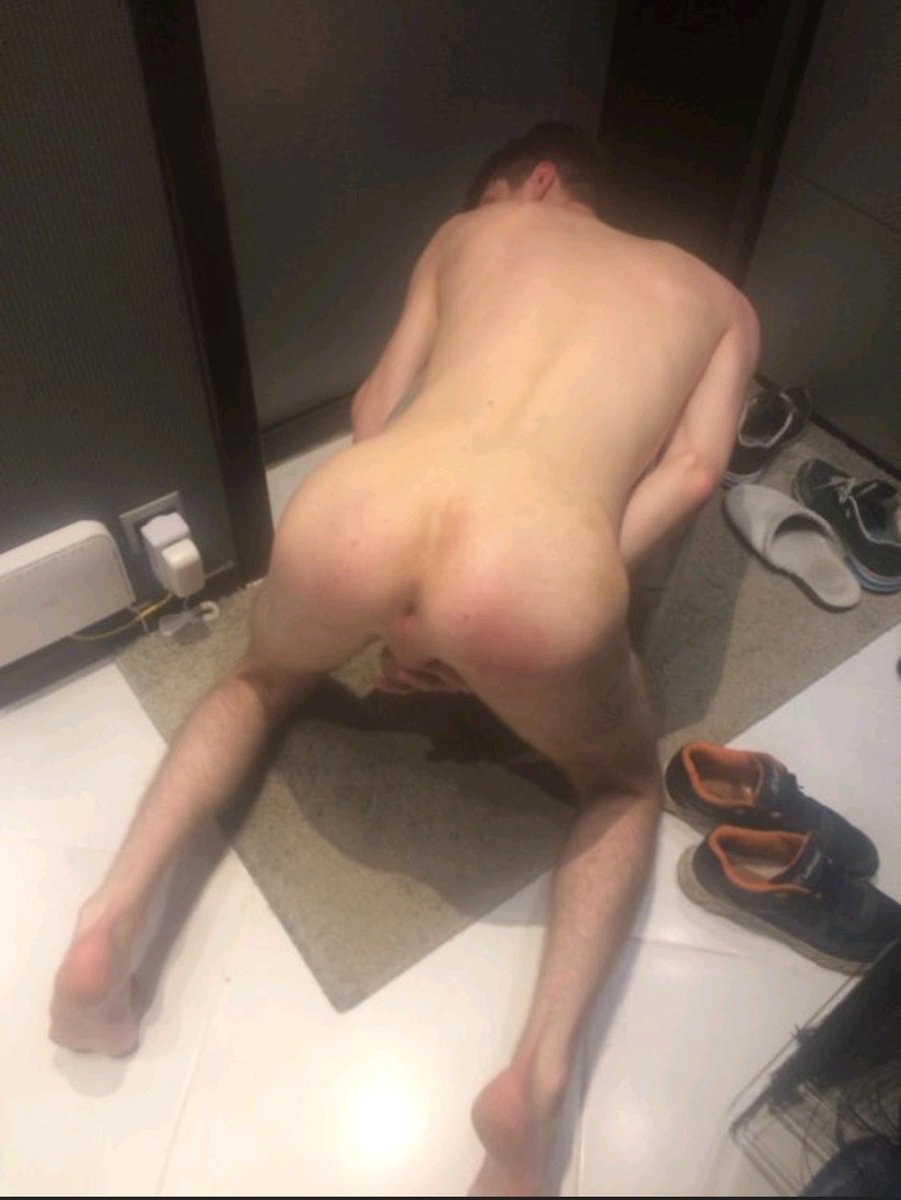 bpsychologist1's tweet photo. 🤤💓
#gaysex #lgbt #hotass #guysforpay #bottomdaddy https://t.co/cAEMC1Mqox