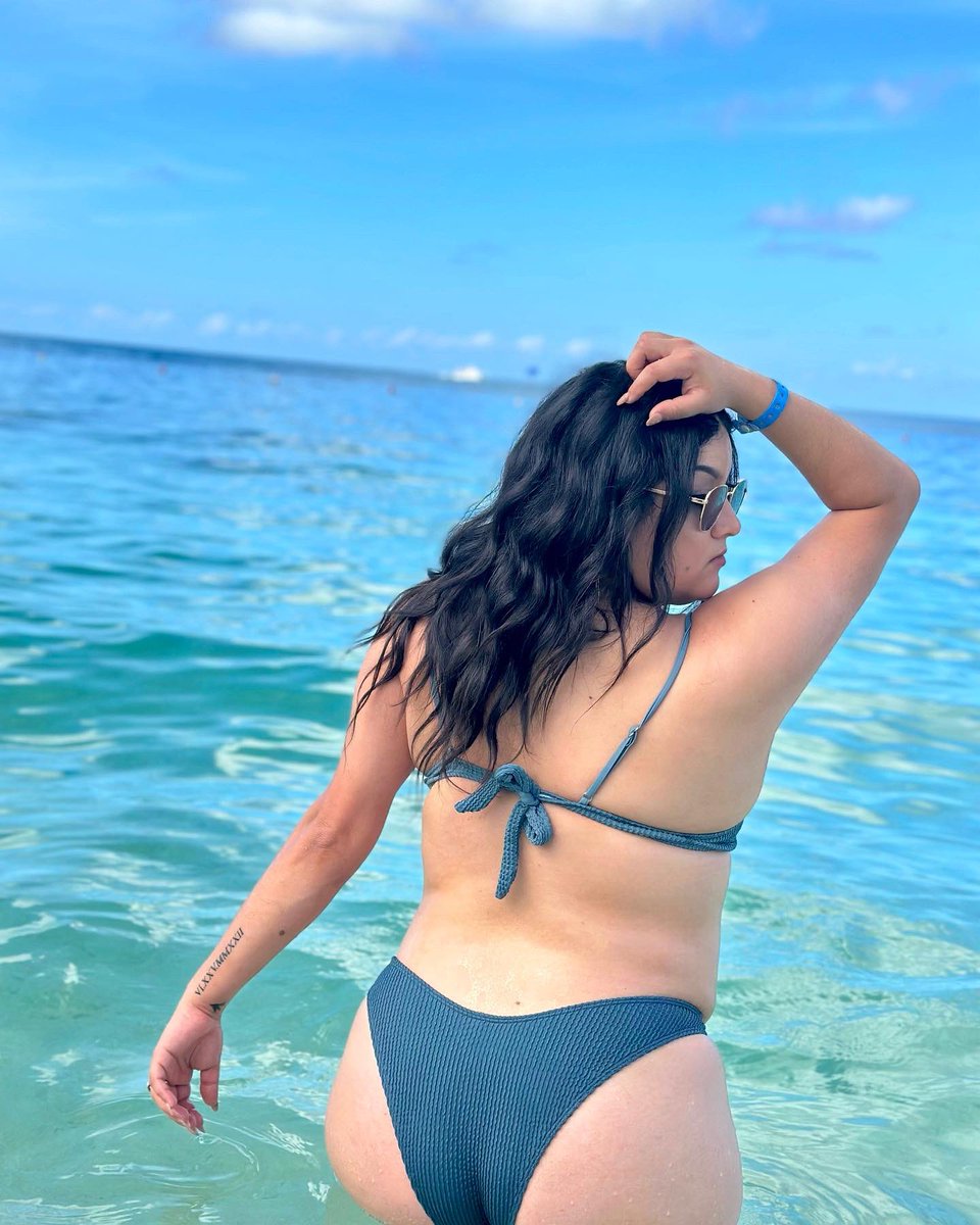 stephhh_23's tweet photo. Tropic like it’s hot ☀️🐚🌴🌊 https://t.co/4zroCw2nF1