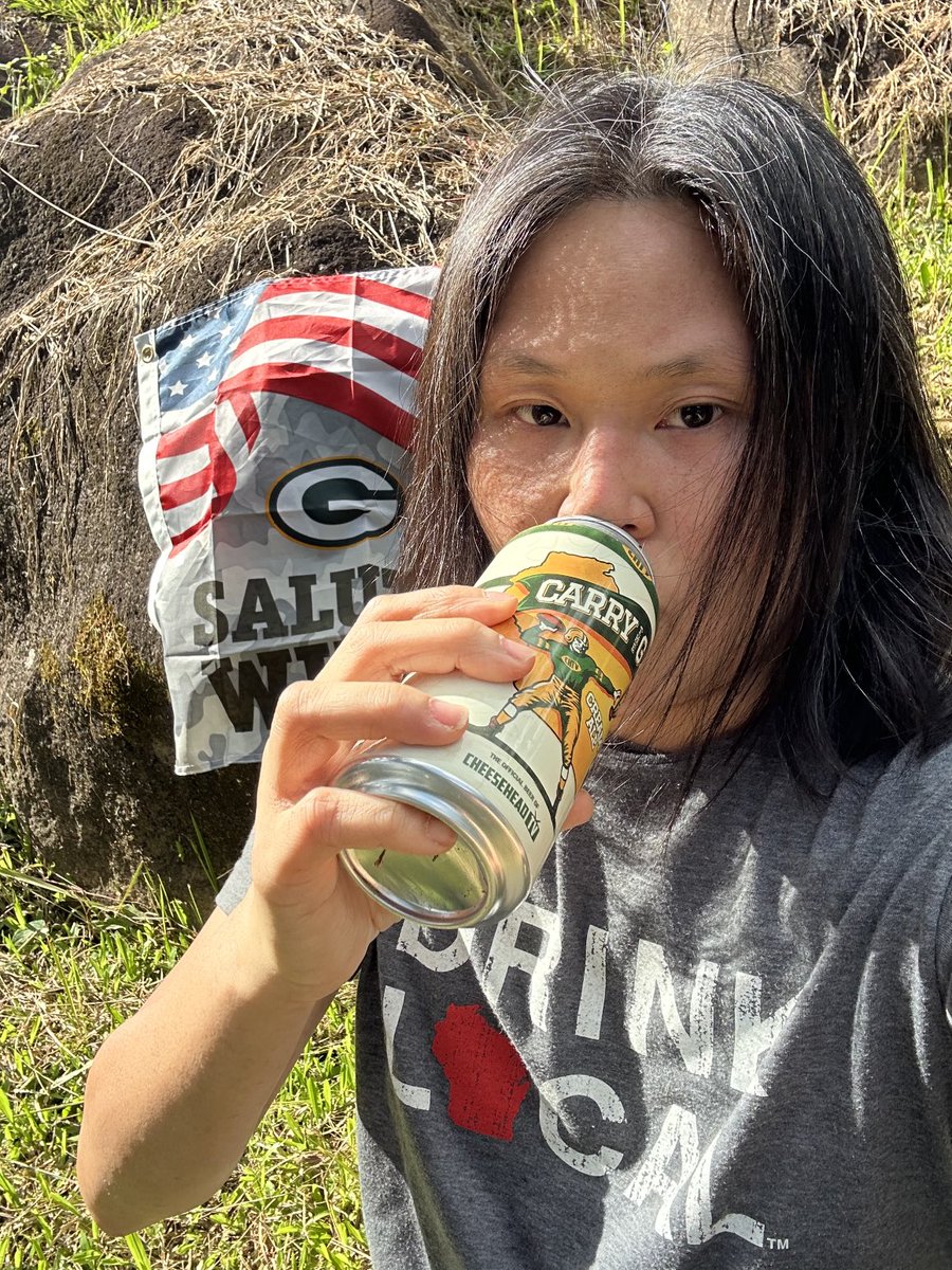 Chrome_PH's tweet photo. Carrying the G in the Philippines, and yes it IS daytime. Go Pack Go!
⁦@packers⁩ ⁦@cheeseheadtv⁩ #CarryTheG https://t.co/1qXIQFjgti