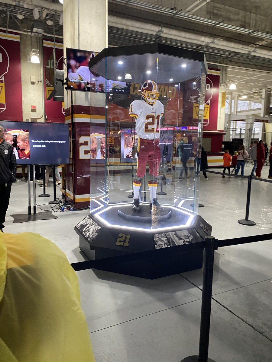 The One 🎲🎲 (@buckgordy) on Twitter photo 