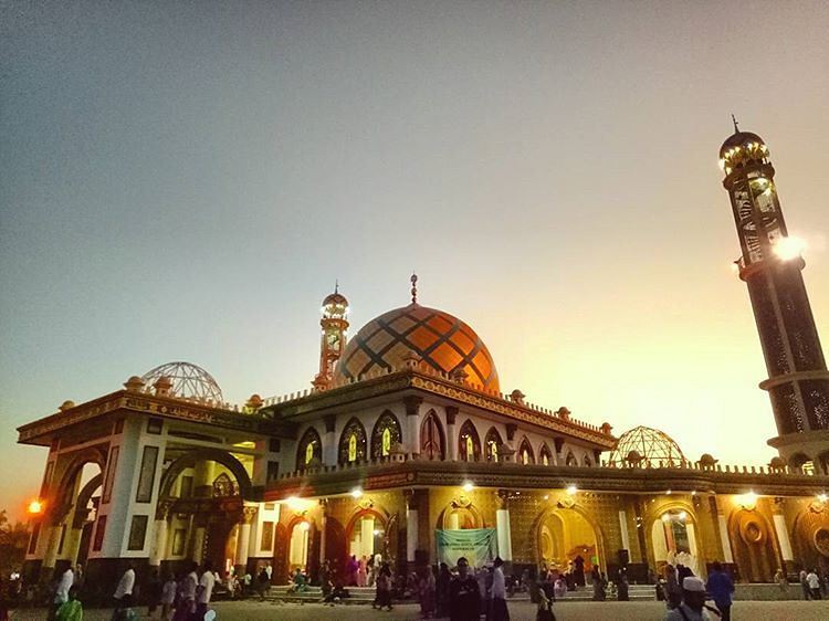 Dedicandi's tweet photo. #BangkalanKotaDzikirSholawat
TPPJatim
#TPP3515idoarjo

@jokowi 
@halimiskandarnu https://t.co/yA4L1d8d56
