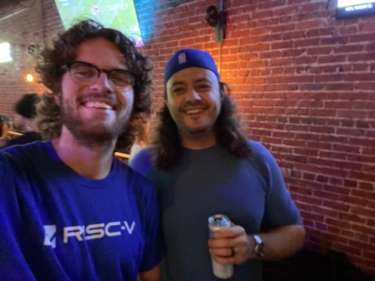 Daniel Mangum tweet media