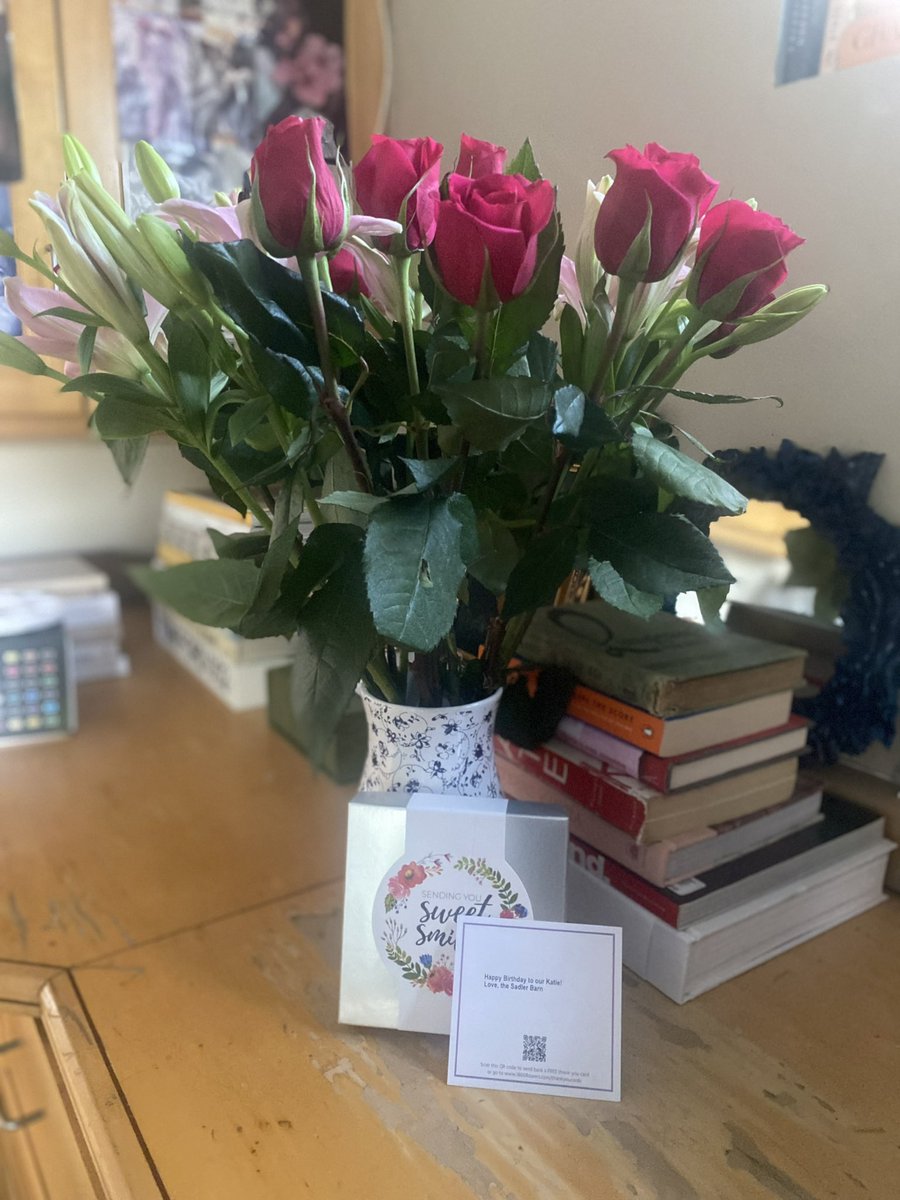 katejonesstudio's tweet photo. A very sincere thank you to the best team around @johnwsadler @sadlerracing for my thoughtful birthday flowers and chocolates 😊🎊💐🐎🙌🏻 https://t.co/FSHHvubrCk