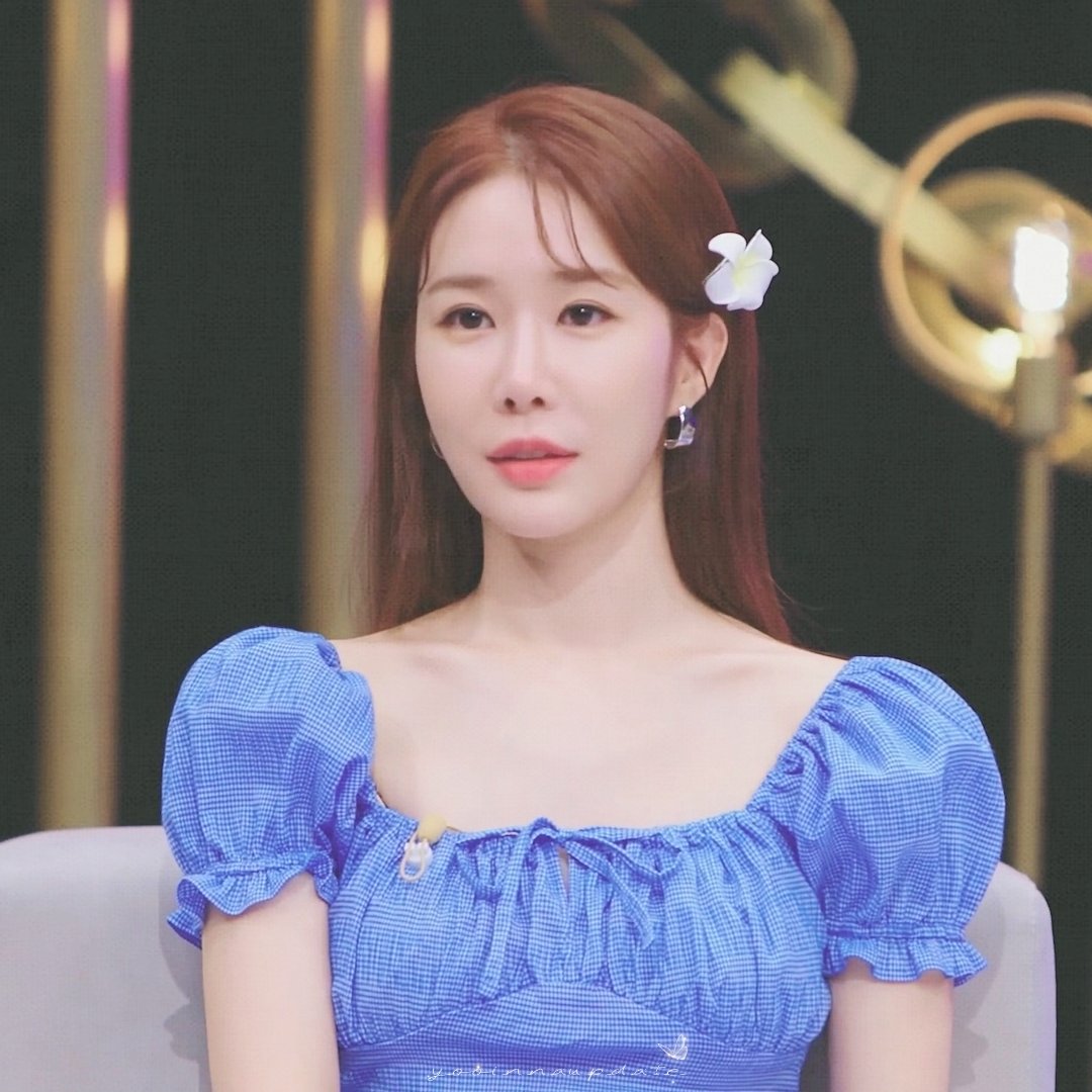 143_innaiu's tweet photo. Be your own kind of beautiful ๐โจ
We love & support you @ yooinna ๐
#YooInNa #versatileactress #hallyuqueen #djinna #generous #icon #legendary #kdrama #goblin #touchyourheart #snowdrop https://t.co/Es828CJPL2