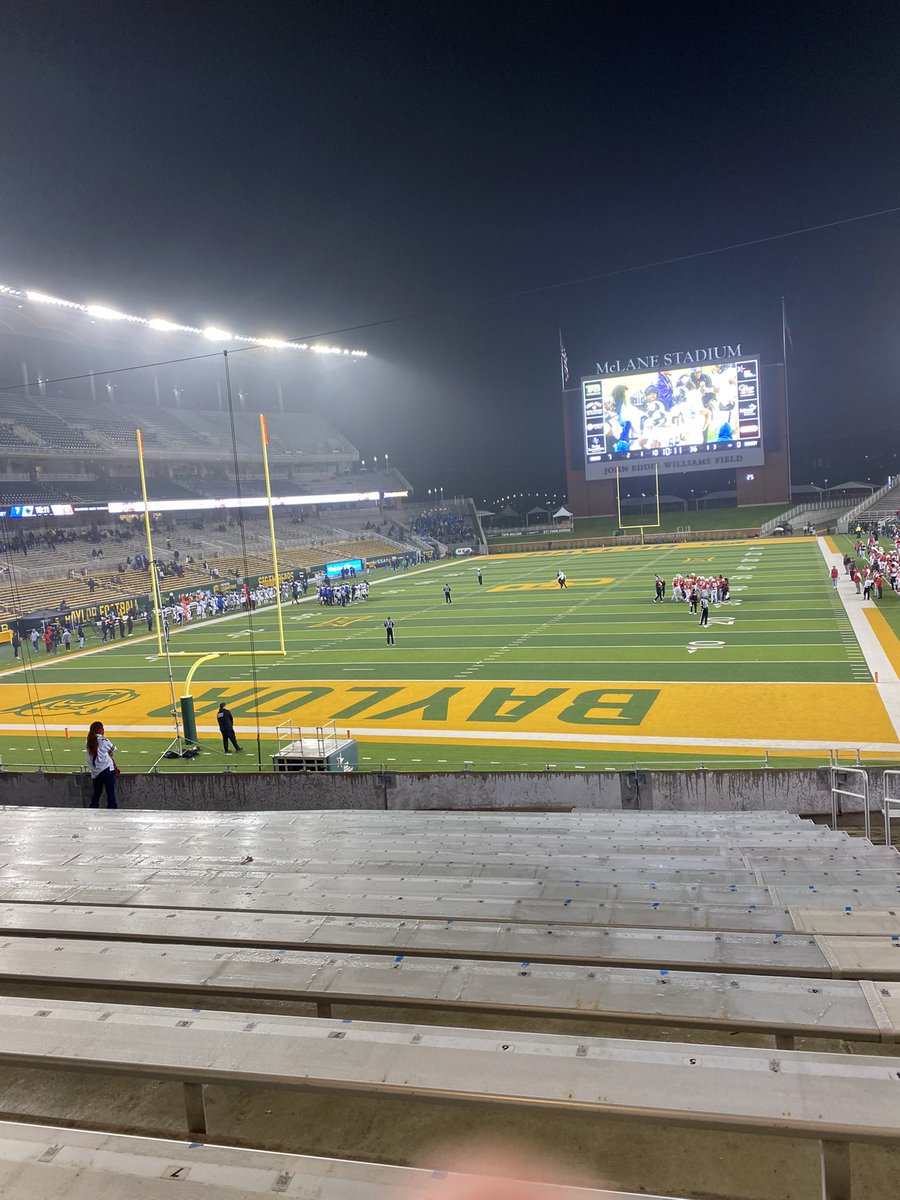 DekaneyG's tweet photo. Coach Khan - Glad I made the trip, those men left it all out in the field. Don’t let the outcome bring you down, keep your heads up!! Major accomplishment and everyone involved should be proud! @Dekaneywildcat @ajacinto3 @SpringISD @BTG4youth @Dekaney_Band @DekaneyC https://t.co/nUP1v59zvE