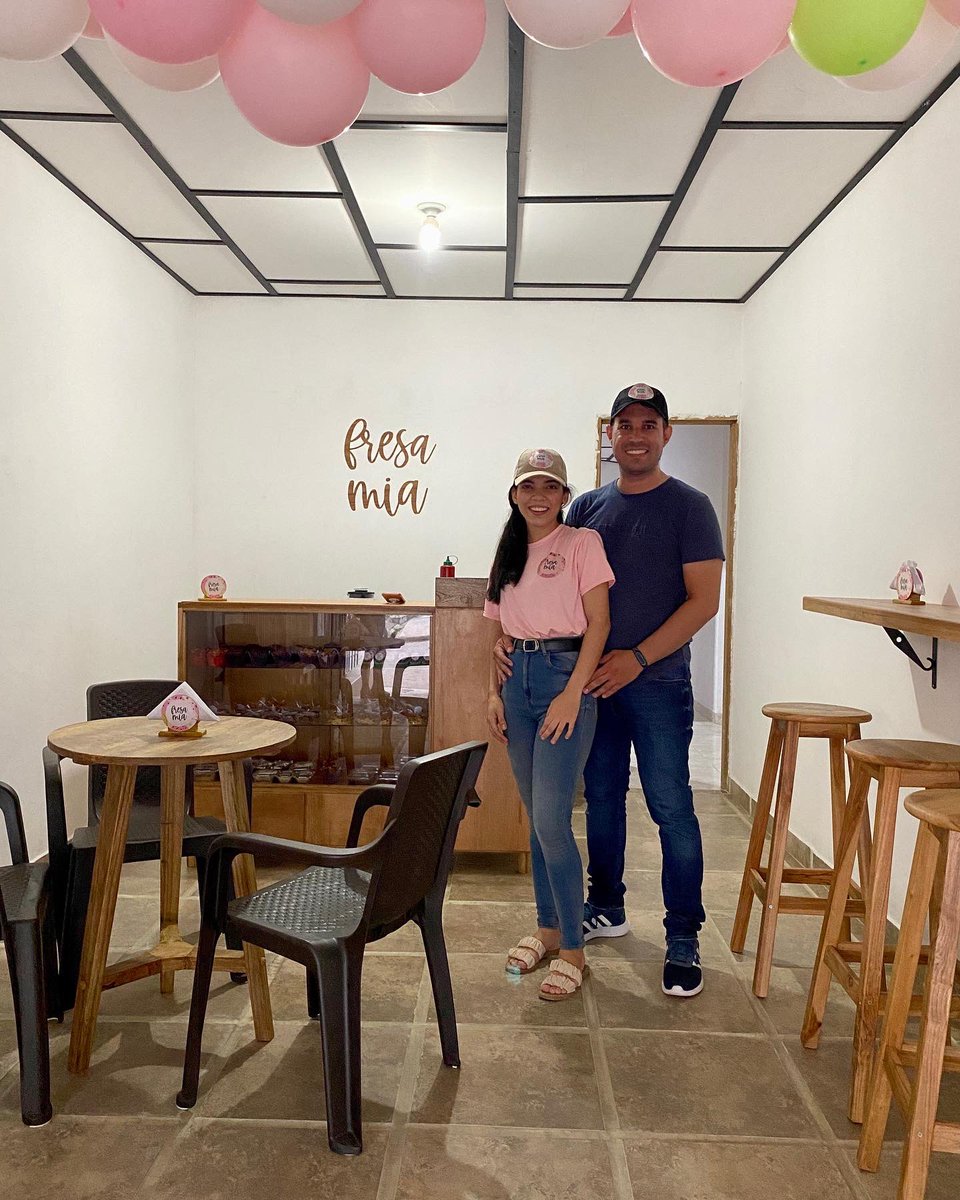 FernandoBetin's tweet photo. Ven y disfruta de nuestros deliciosos brownies y muchas cosas más. Estamos en la calle detrás del Ara de la avenida (CL 17C #2-39 El Carmen. Sahagún, Córdoba).

De 5:00 a 9:30 p.m.
🛵 Domicilios: 3007230086

Fresa Mía 🍓 https://t.co/MSDQirESvc