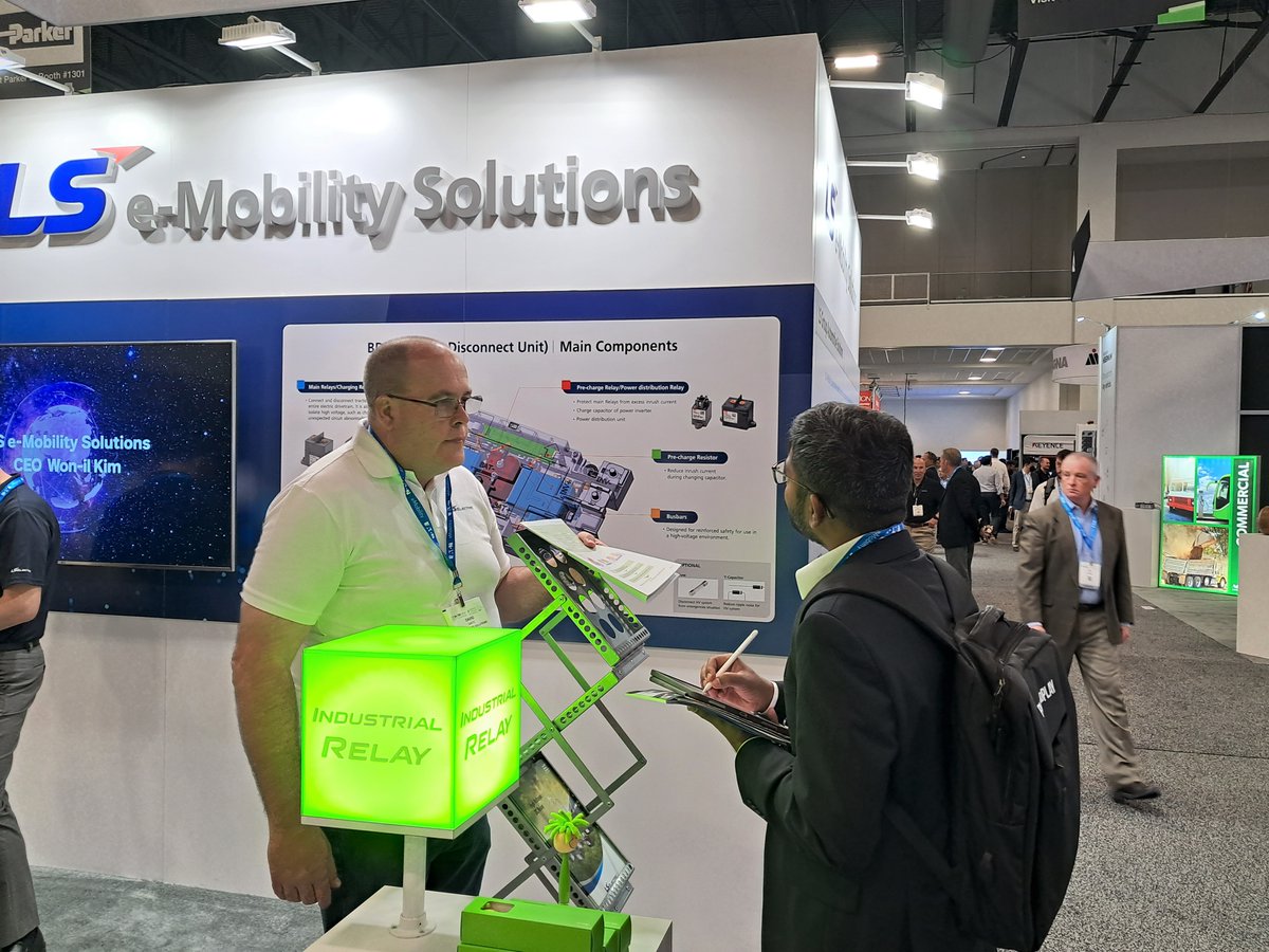 LS_eMS's tweet photo. From September 13 to 15, 2022, LS e-MS participated in The Battery Show North America 2022 in Detroit Michigan. At this event, we displayed high-quality EV Relay and Battery Disconnect Unit.:)

#Battery #Batteryshow #B2B #Electircity #particiaption #NorthAmerica #electricvehicles https://t.co/JpJnwtiUWl