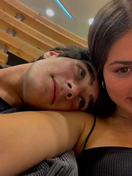 Couples 🎀 tweet media