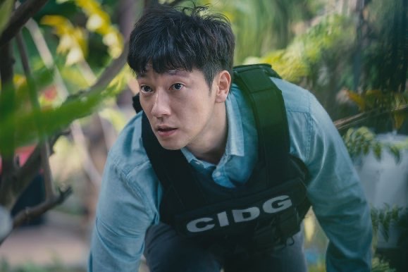 dailysonsukku's tweet photo. More of #SonSukKu from #BigBet’s Still cuts 🥹💜

December 21st on Disney+ in selected regions 💜

#손석구 #SonSukKu https://t.co/gWf8djfOsy