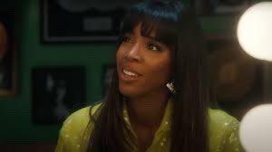 KB3LosAngel's tweet photo. 10minutes grab the #popcorn and #cocktail and watch #kellyrowland and #QueenLatifah slay the #equalizercbs @TheEqualizerCBS https://t.co/g49s1QhGkW