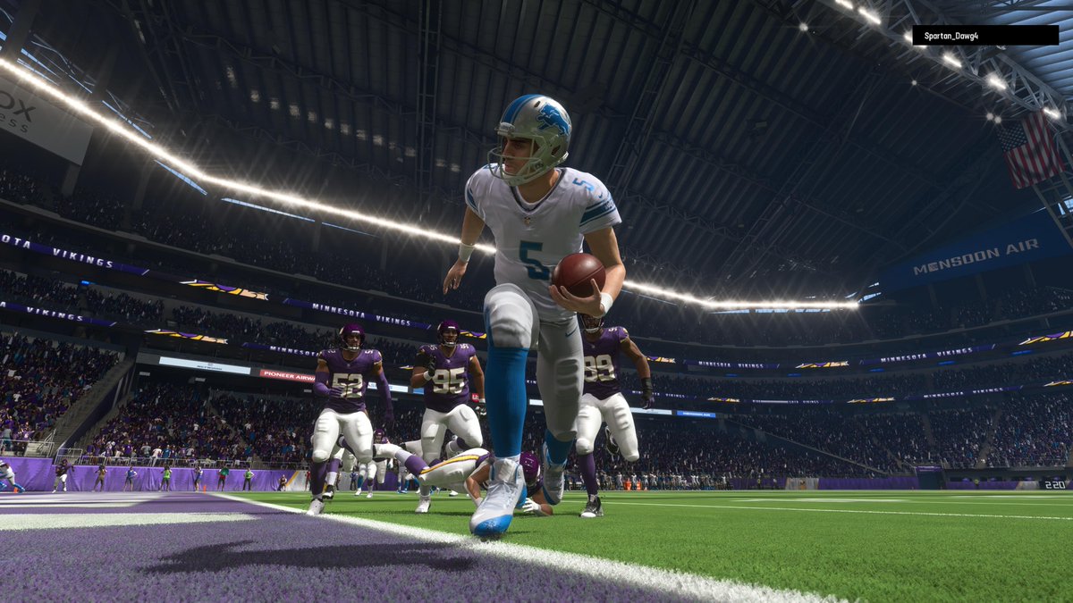 TheNESN's tweet photo. #SeasonLXIX Offensive Rookie of the Year, from the Detroit Lions, QB JD Cameron! 

Cameron accounted for over 5,000 scrimmage yards, 58 TDs, and only 9 INTs while leading the Lions to the NFC Championship game. #313Pride https://t.co/qiYN0eI0CR