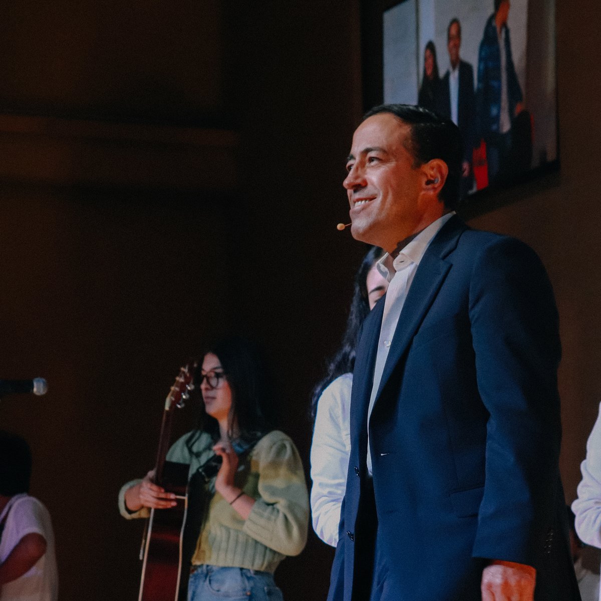 CasaRocaSabanaN's tweet photo. "Dichosos los que trabajan por la paz, porque serán llamados hijos de Dios" -Mateo 5:9

Debemos enfocarnos más en la reconciliación, así no estemos totalmente de acuerdo.   

Conéctate a un gran mensaje
▶️ https://t.co/kR0eNnOQY9

#VolverADios #RegresoAlTemplo #VolverAlaFamilia https://t.co/Df3c35HxAG