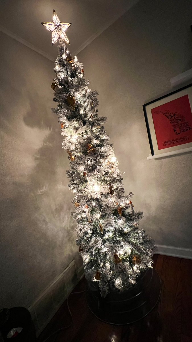 Kara Sewell tweet media