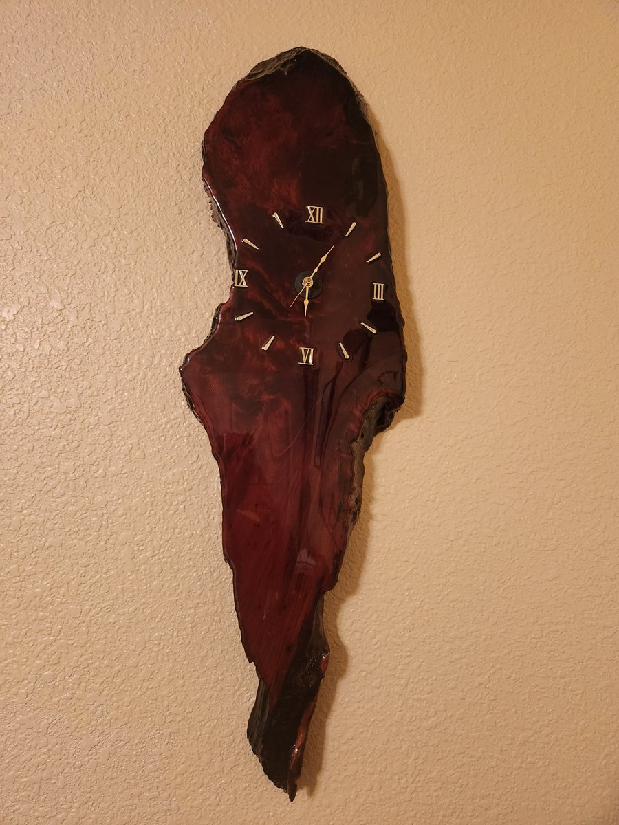 Monday 28 November

Today’s Daily Picture Theme is ‘Clocks'

RT or reply with your own photo 

Tomorrow’s theme will be ‘Dormant'

#DailyPictureTheme 

Clocks come in all shapes - including this one!