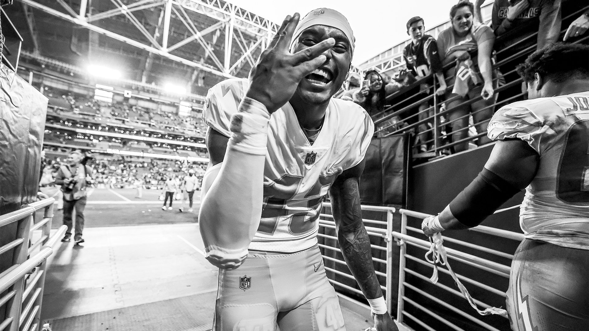 Varnell Hill on Twitter "chargers https//t.co/3O7ulXf4NO" / Twitter