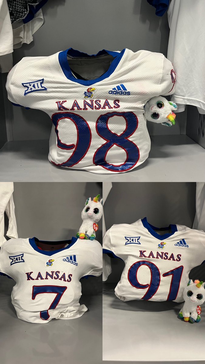 i also wanted to take some time to shoutout our seniors on the team this season! we appreciate all you’ve done to better our jayhawk community. rock chalk, jayhawk, pride. ❤️💙💛