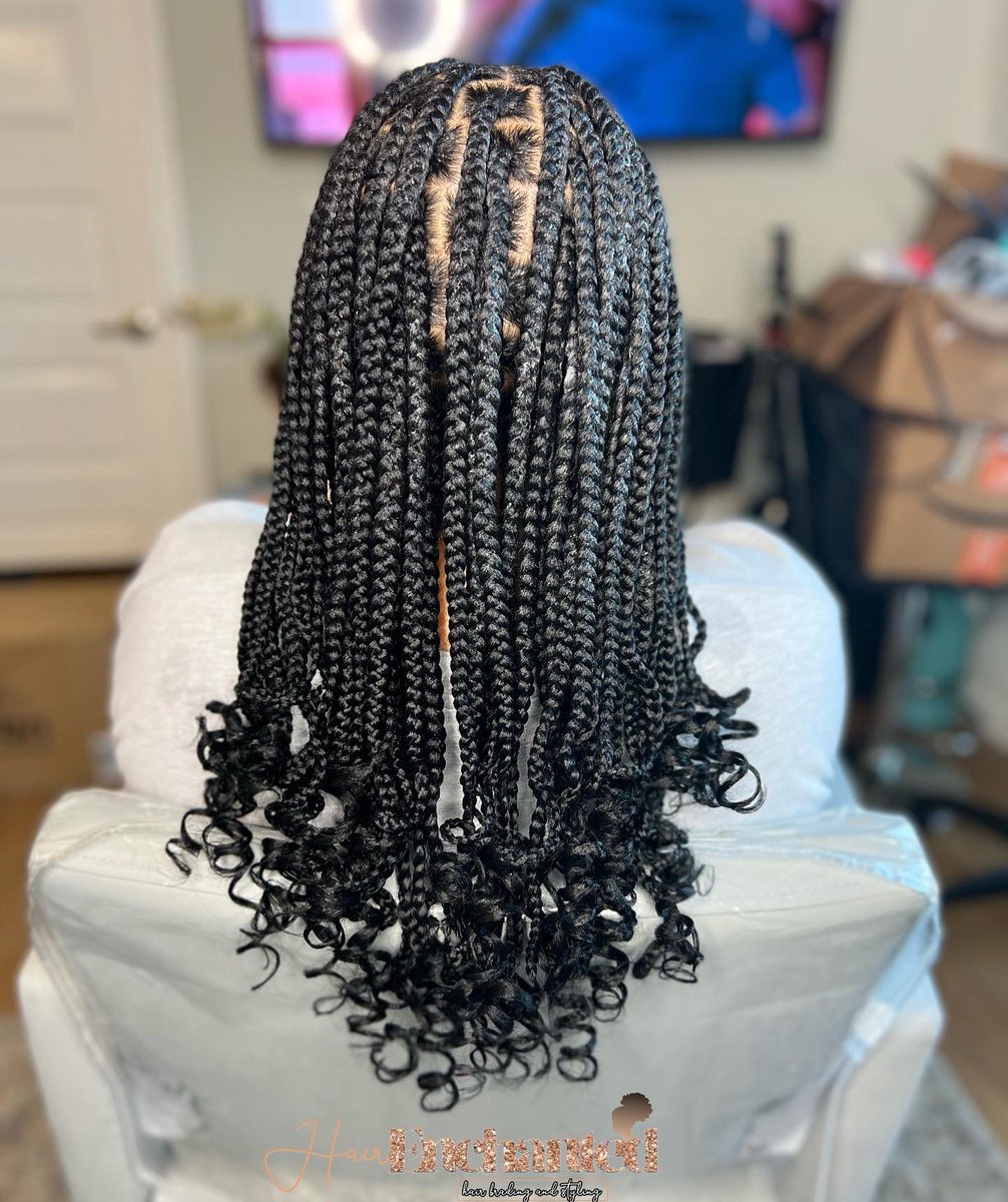 _hairenchanted's tweet photo. med knotless w perm rod ends. december booking now open, link in bio 🫶🏾

 #pvamuhair #cypressbraider #houston #houstonbraids #houstonbraider #houstonknotless #cypressknotless #houstonstitchbraids #uhbraids #tsubraids #houstonnaturalstylist #houstoncurlycut #houstonsilkpress https://t.co/Tz8T6hhFzw