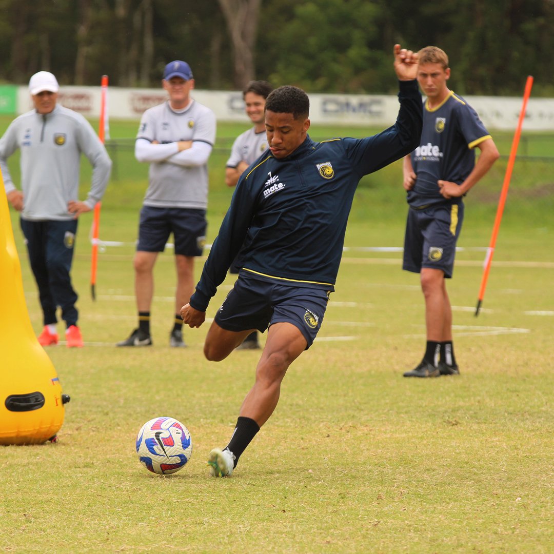 2 weeks until the F3 Derby 💪🙌

#CCMFC #WontBackDown #OurParadise