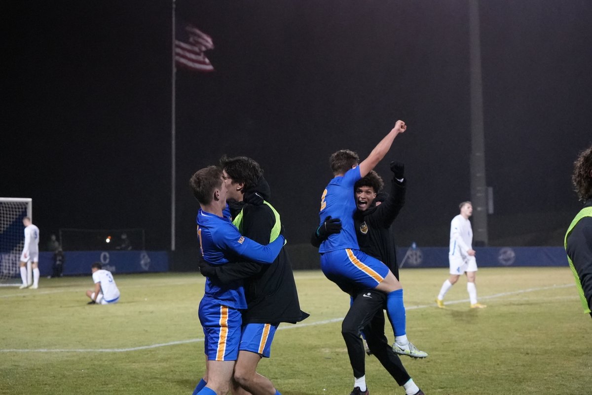 Pitt_MSOC's tweet photo. DOWN GOES #1 

These Panthers sure are ELITE again‼️

#H2P https://t.co/5bT0VfWZyY